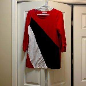 Ricki’s M top. Casual or dressy. Excellent condition.